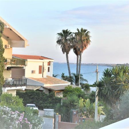 Villa Anny อาโวลา ภายนอก รูปภาพ