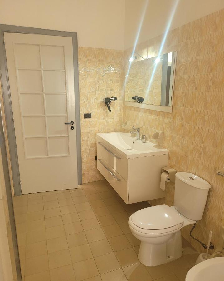 Villa Anny อาโวลา ภายนอก รูปภาพ